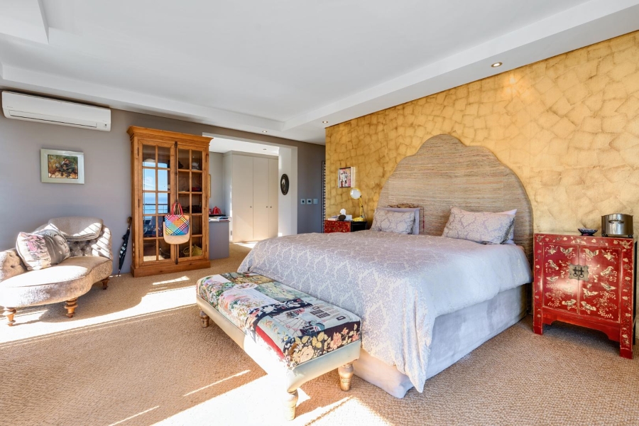 4 Bedroom Property for Sale in Camps Bay Western Cape